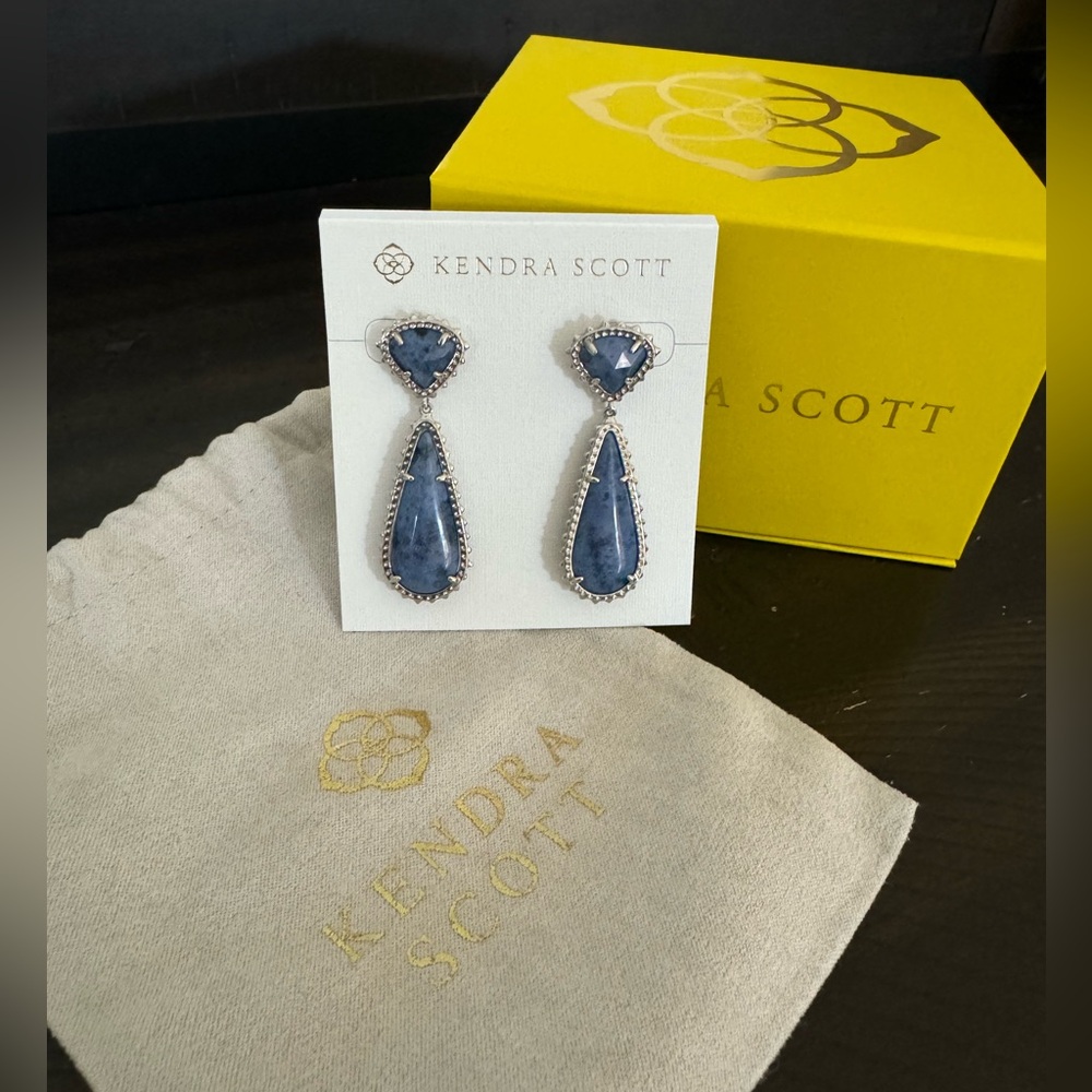 NEW Kendra Scott Peyton silver drop earrings in Blue Dumortierite